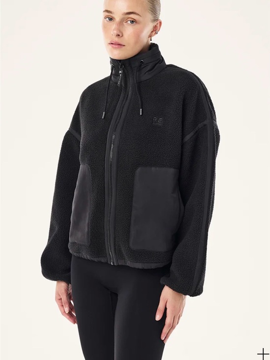 P.E Nation Jackets & Blazers - P.E Nation Lennon Sherpa Jacket In Black won’t leave up on posh long sz large